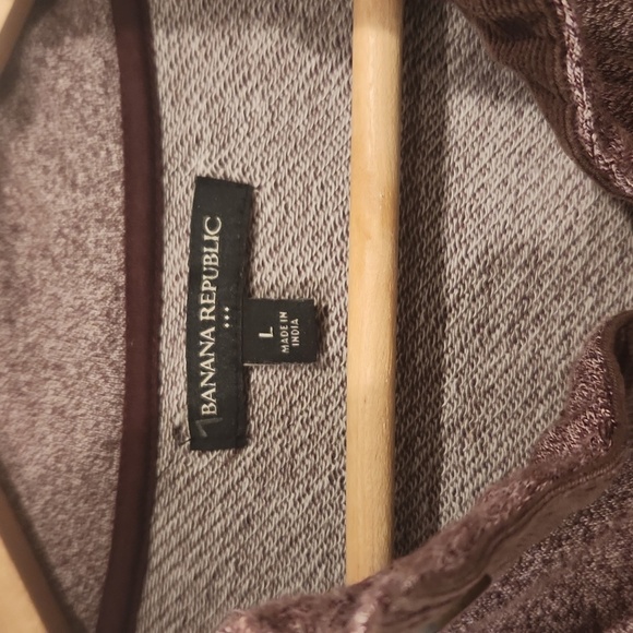 Banana Republic Men's Heathered Pullover Sweater - Picture 3 of 4